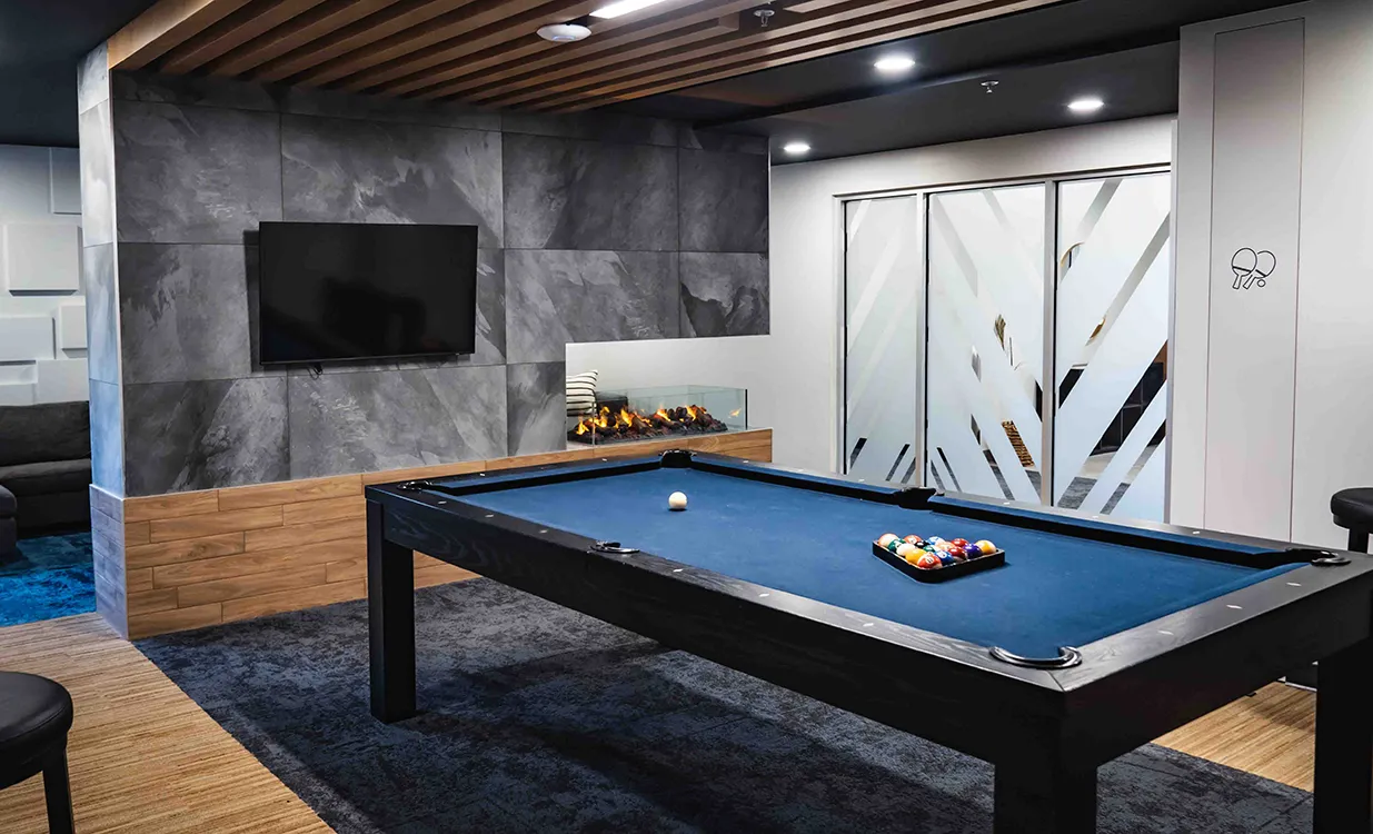 Loggia - Salle de billard