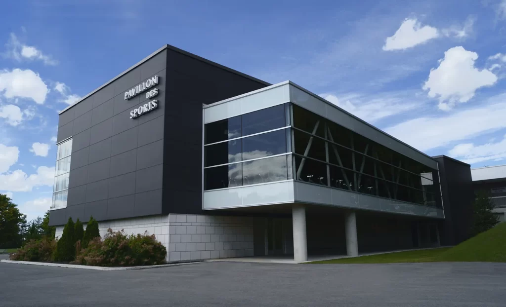 Centre sportif Esther-Blondin