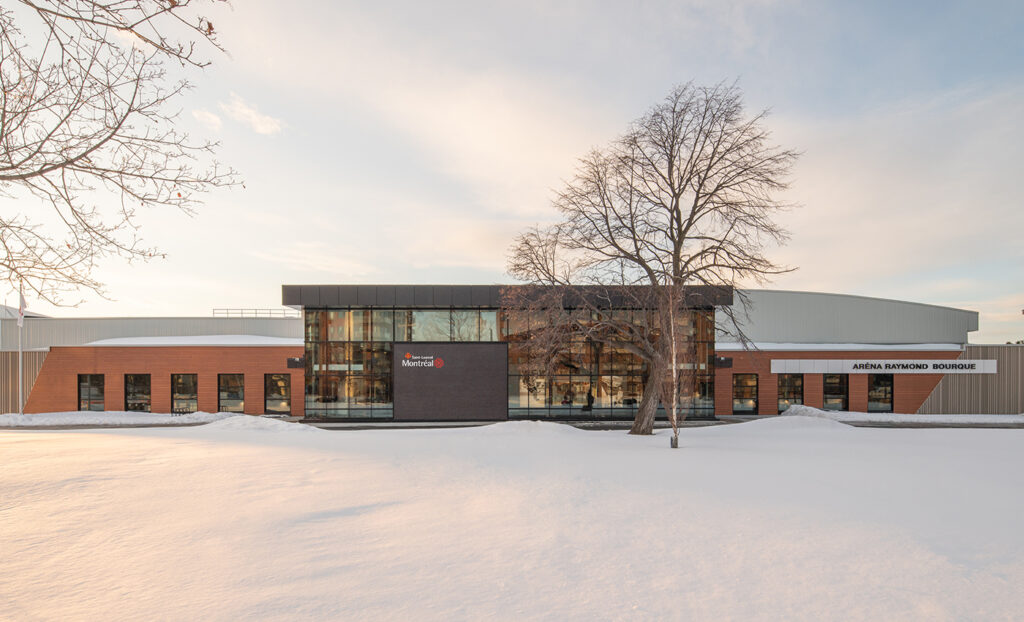 Aréna Raymond-Bourque