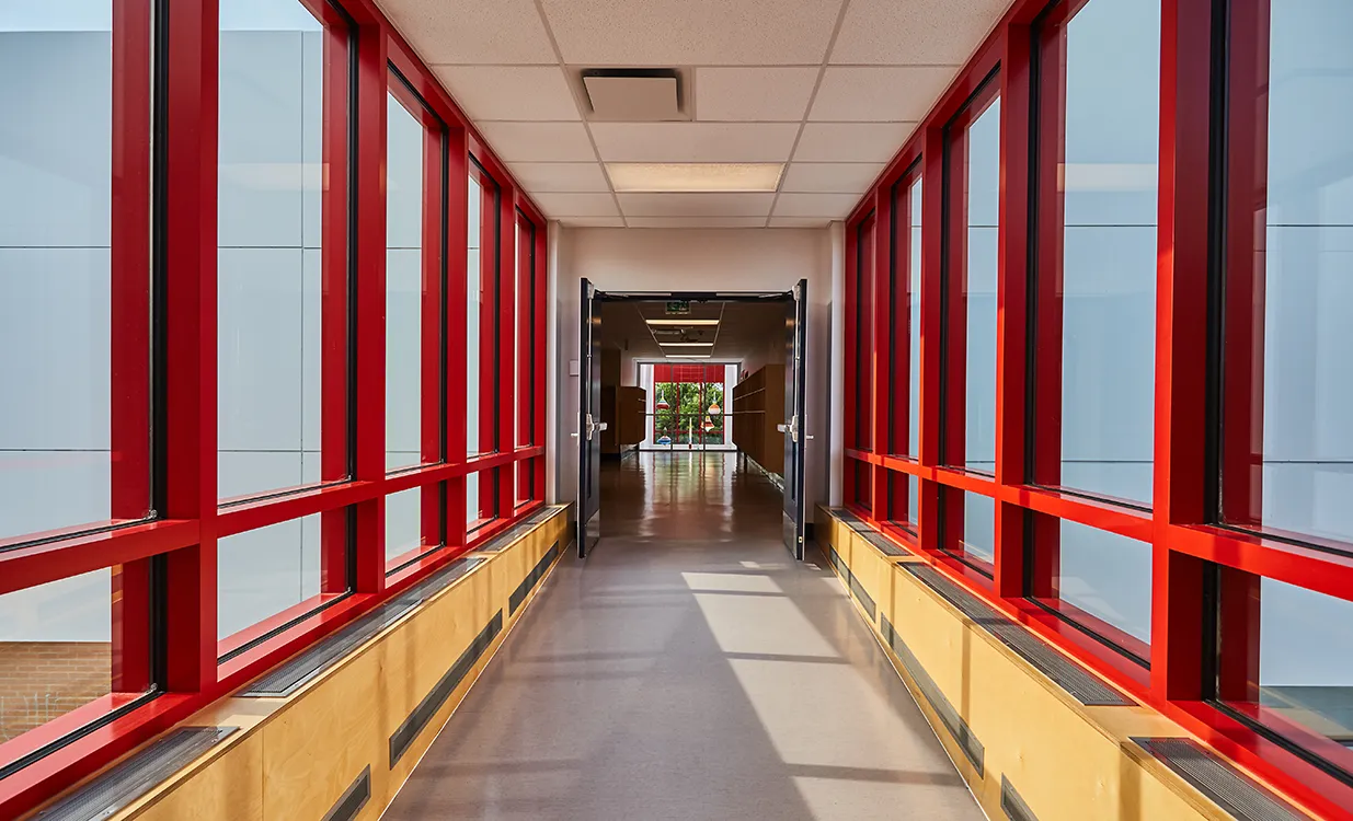 École Notre-Dame-de-la-Joie - Passerelle
