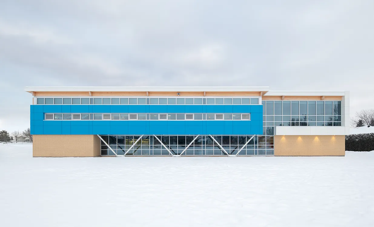 École primaire des Bourlingueurs - Côté de l'école
