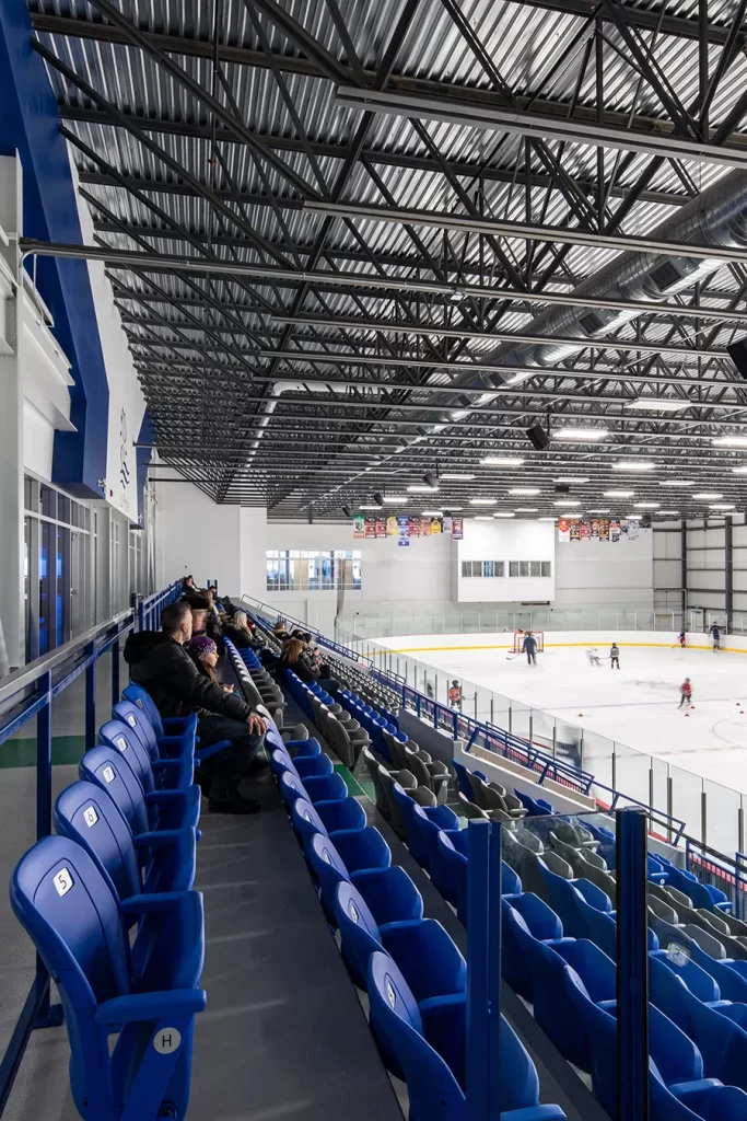 Aréna Ville de La Prairie - Estrades
