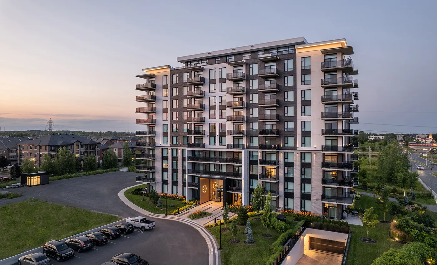 Eclipse Laval - Façade