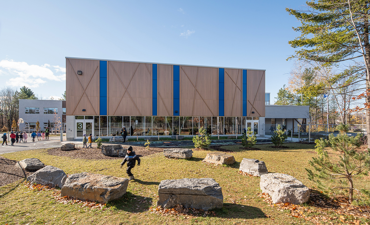 École primaire Domaine Vert-Nord 2 - Côté de l'école