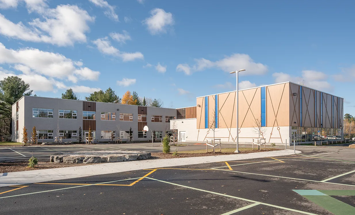 École primaire Domaine Vert-Nord 2 - Devant de l'école